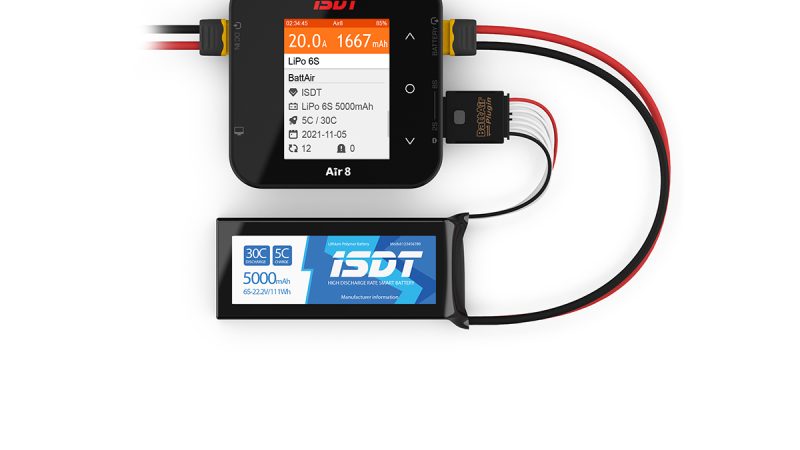 ISDT BattAir Plugin et chargeur Air8, pour optimiser les cycles de charges et décharges de batteries, en approche
