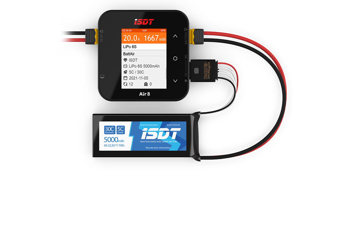 ISDT BattAir Plugin et chargeur Air8, pour optimiser les cycles de charges et décharges de batteries, en approche