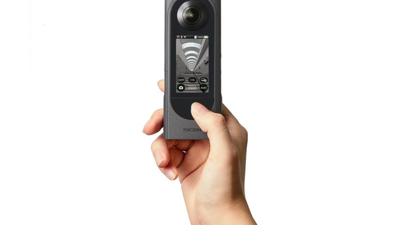 Ricoh Theta X : la caméra 360 de poche en haute définition