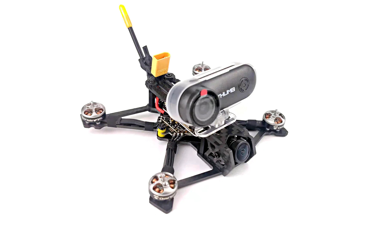 DarwinFPV propose le TinyApe 2S, un micro racer avec RunCam Thumb à bord