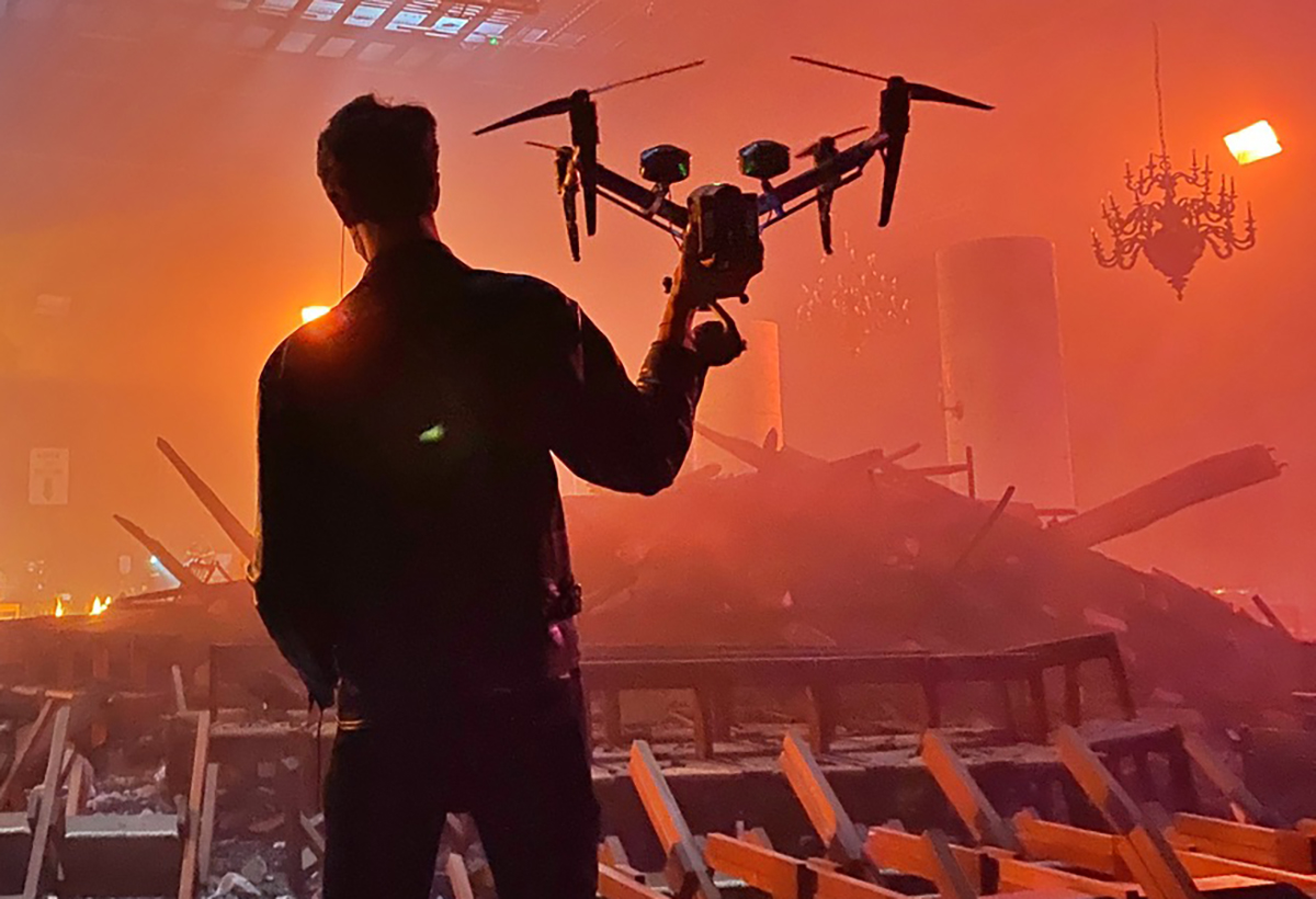 Notre-Dame brûle : les drones de Skydrone Film sur le tournage de Jean-Jacques Annaud