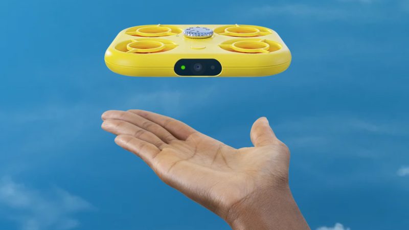 Snapchat présente le Pixy, un mini-drone pour les réseaux sociaux