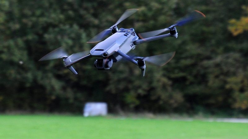 DJI Mavic 3 : mise à jour majeure v01.00.0700