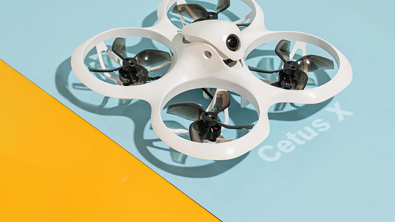 BetaFPV Cetus X : un nano racer 95 en 2S