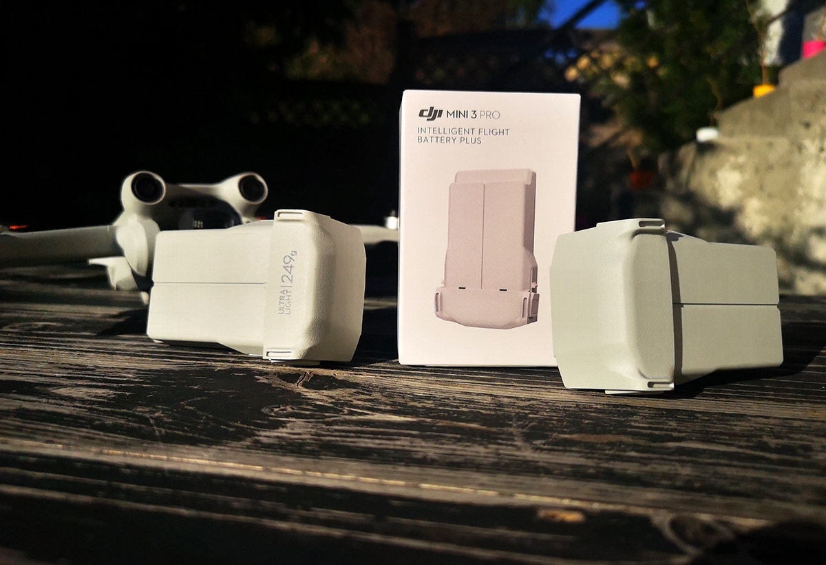 DJI Mini 3 Pro : test de la batterie Plus, pour presque 10 minutes de vol  supplémentaires - Helicomicro