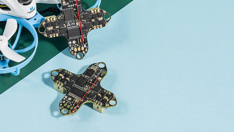 BetaFPV : un contrôleur de vol 1S avec récepteur ELRS 2,4 GHz
