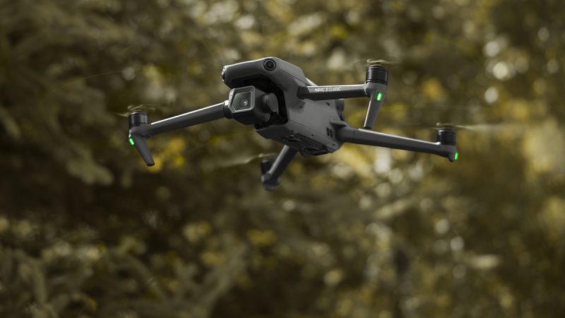 DJI présente le Mavic 3 Classic, le premier drone marqué CE avec indication de classe C1