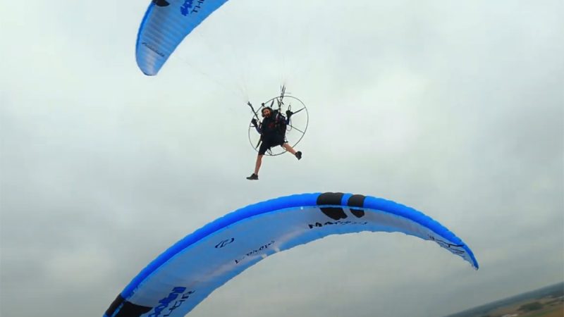 Drones-ON : SkyLights-Ultralights, Catch me if you fly!