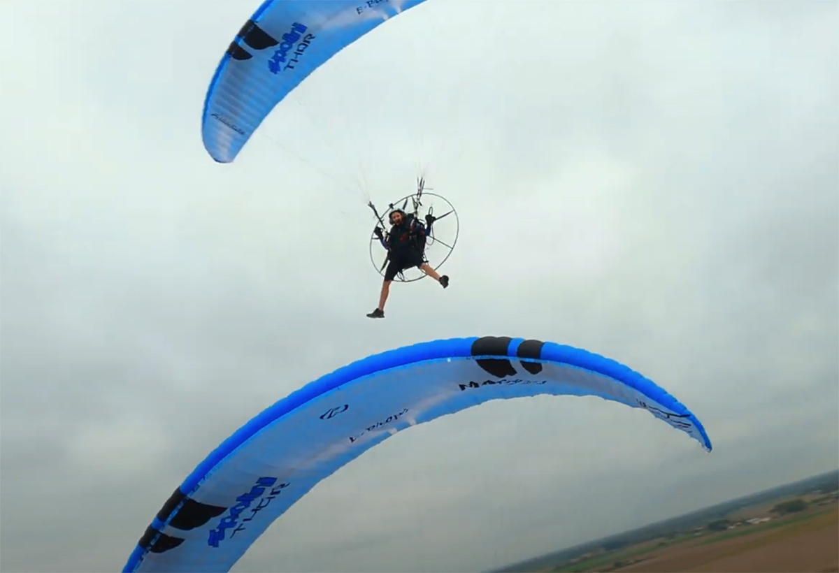 Drones-ON : SkyLights-Ultralights, Catch me if you fly!
