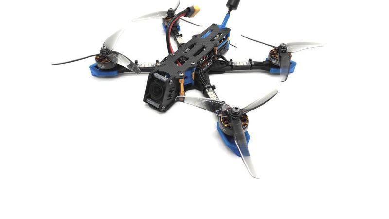 JeNo, le racer imaginé par des membres de la communauté WeAreFPV pour le O3 Air Unit de DJI,