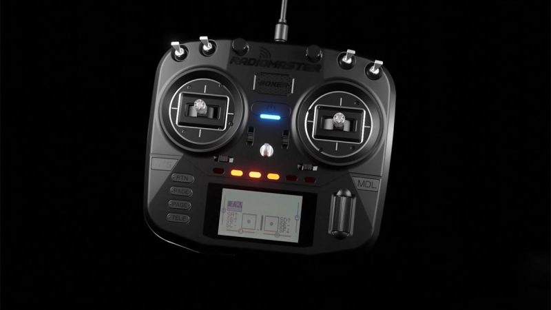 Radiomaster présente la radiocommande Boxer multiprotocole ou ELRS