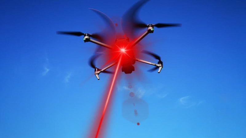 Des lasers pour alimenter des drones en vol ?