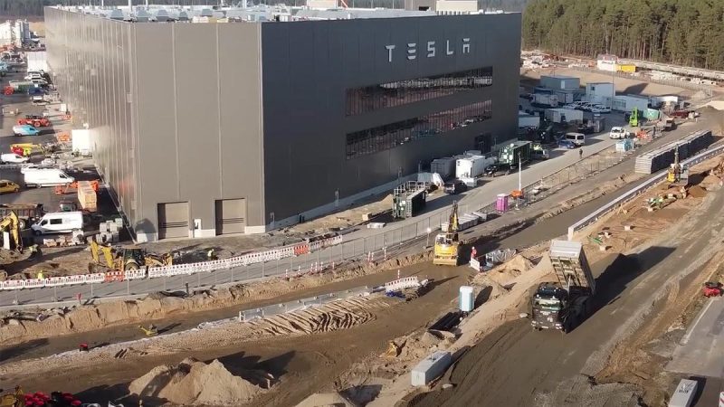 Tesla interdit les survols en drone de la Gigafactory à Berlin
