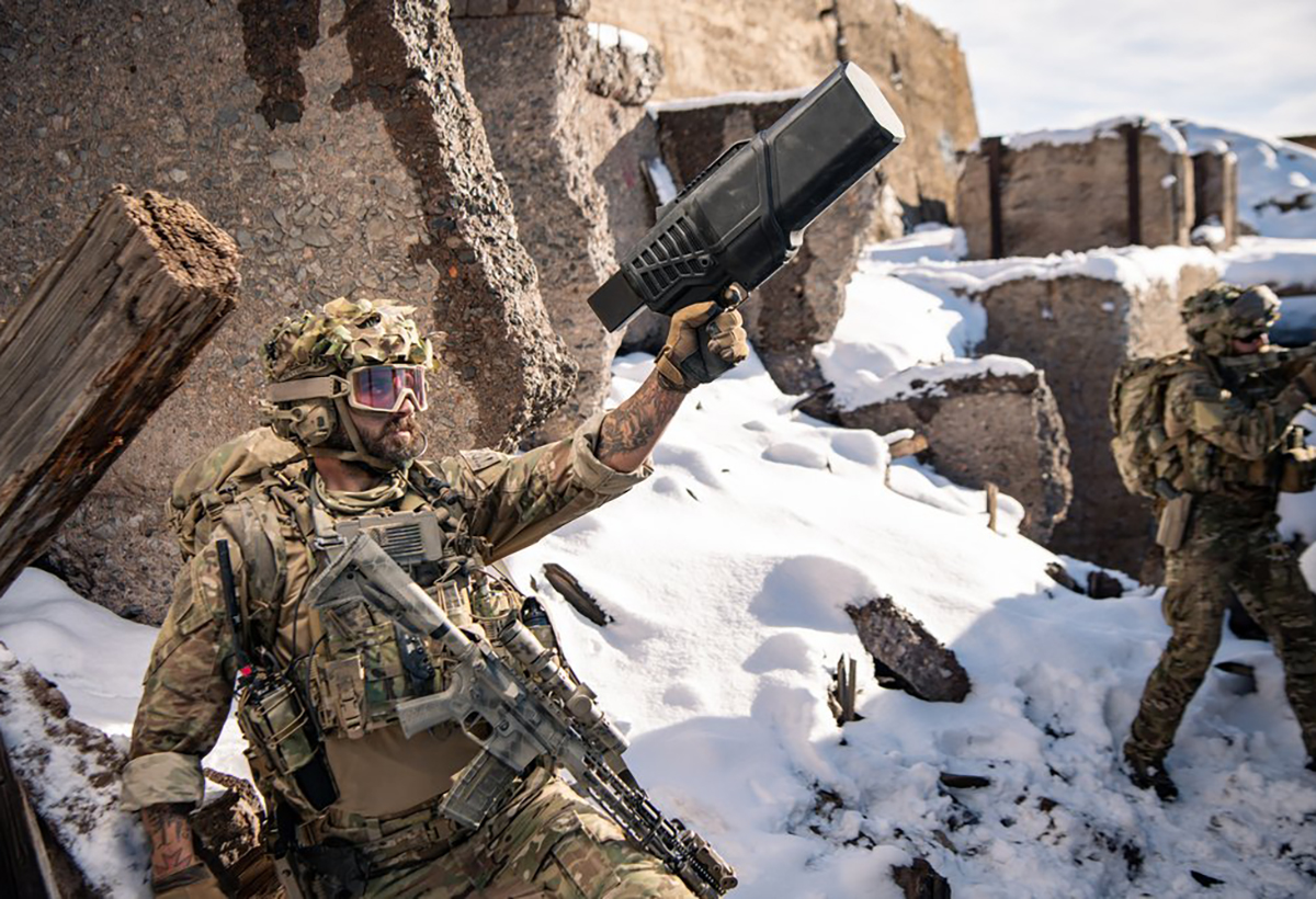 DroneShield annonce le DroneGun Mk4, un fusil antidrone léger