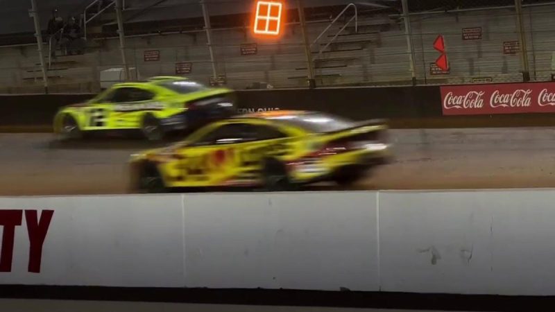 Un Inspire 2 de DJI avec des LED est utilisé pendant des courses du Nascar