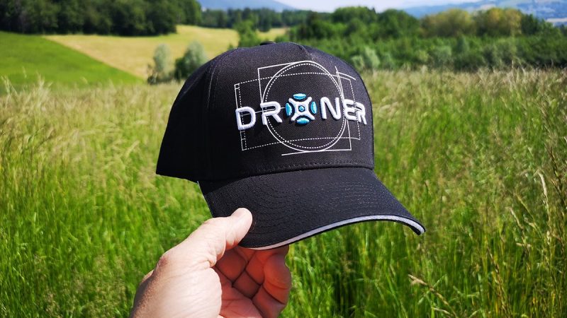 Droner : la casquette est dispo !