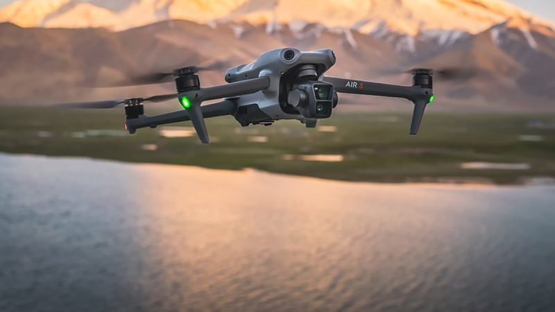 DJI présente le Air 3, un drone de classe C1 avec double caméra, grande autonomie et liaison vidéo améliorée