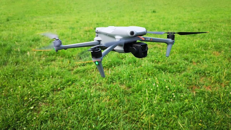 DJI Air 3 : le test d’un drone à double caméra en classe C1 européenne