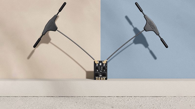 GePRC propose un récepteur ExpressLRS 2,4 GHz Diversity