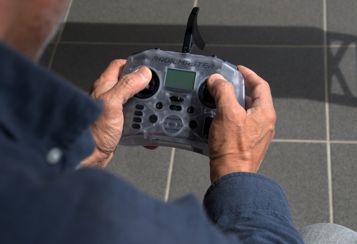 Radiomaster Pocket : le test d’une radiocommande ELRS compacte à prix léger