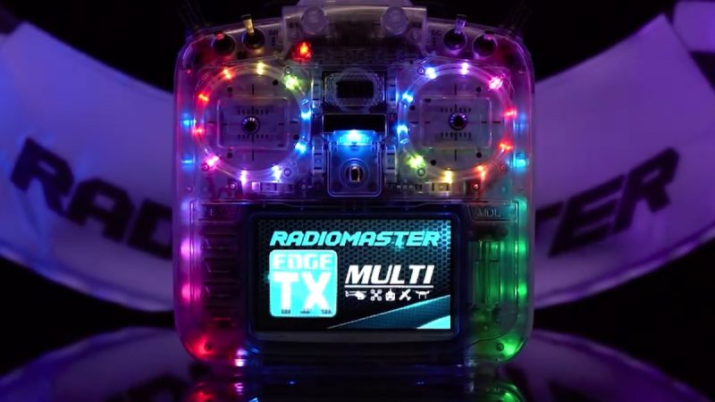 RadioMaster propose une version transparente et flashy de la TX16S MkII
