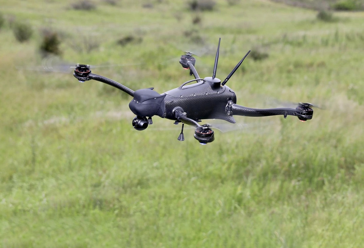 Makto drones, des multirotors grand format pour des usages industriels et de surveillance