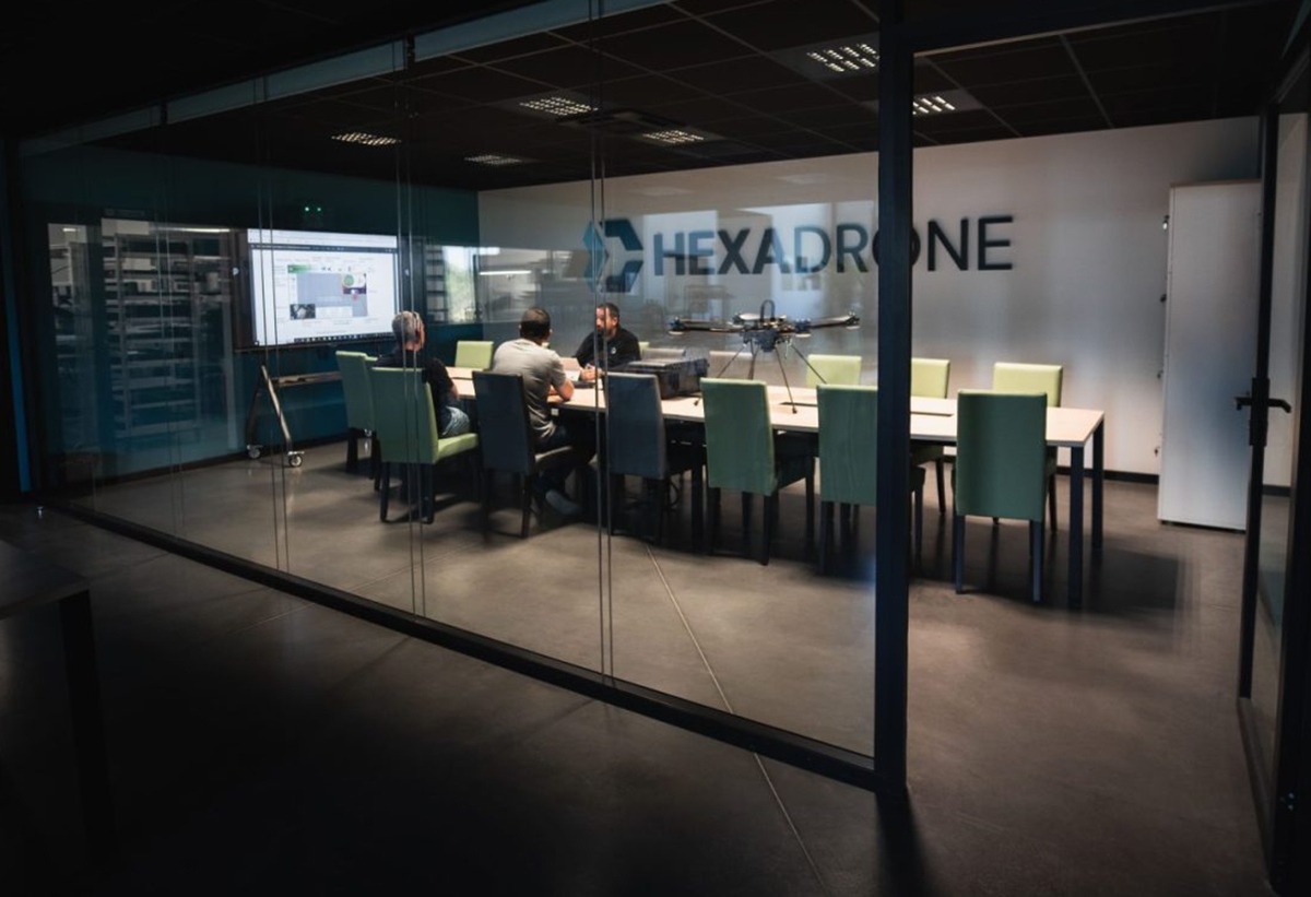 Jobs : Hexadrone recrute 1 dessinateur industriel, 1 pilote d’essais et 3 techniciens de montage