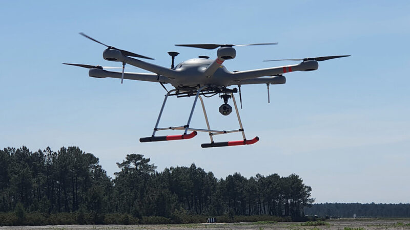 Le groupe Etienne Lacroix acquiert Milton dans le cadre de la pyrotechnie avec des drones