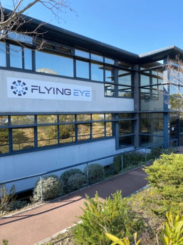 flying eye formations sts 01
