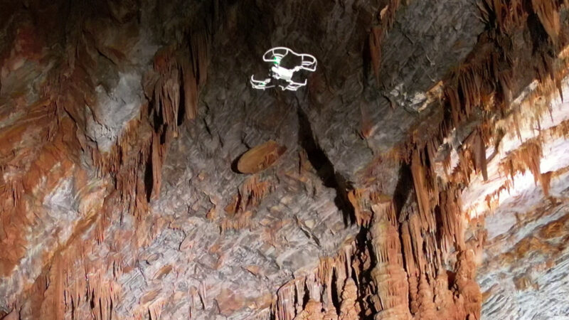 SDIS 11 et ERT11 : des drones dans le gouffre géant de Cabrespine !