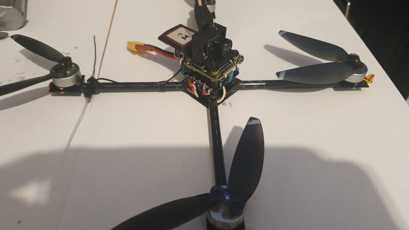 DIY : construire un multirotor de moins de 250 grammes qui dépasse 1 heure d’autonomie, avec ArduPilot