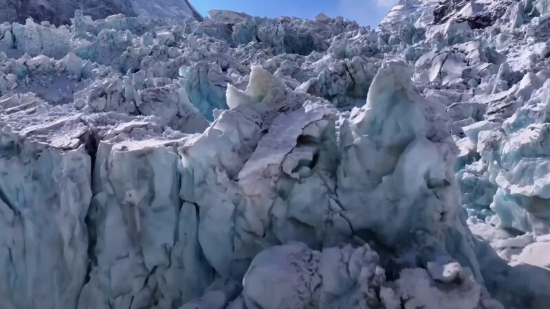 Le Mavic 3 Pro de DJI utilisé pour montrer en vidéo la quasi-intégralité de l’ascension de l’Everest