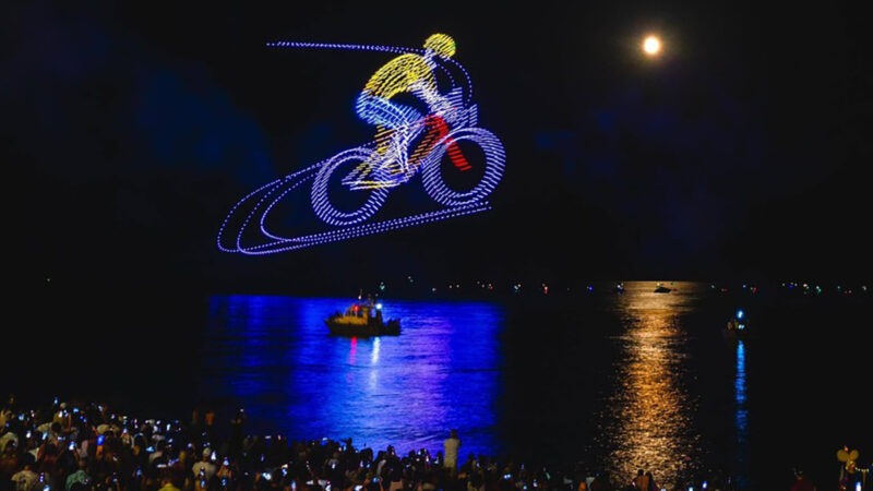 Dronisos : 1500 drones à Nice dans un spectacle pour fêter le Tour de France 2024