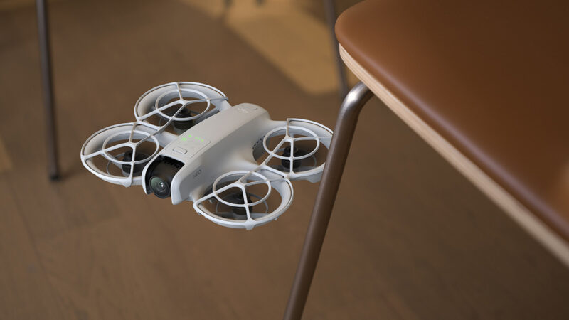 DJI présente le nano drone Neo, un appareil qui tient dans la main