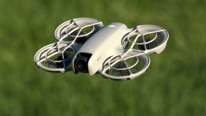 DJI Neo : le test d’un étonnant cinewhoop multiusage