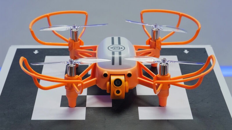 HighGreat Hula, un nano drone d’intérieur pour jouer, et avec des outils de programmation