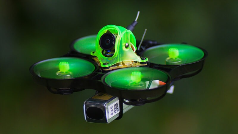 NewBeeDrone AcroBee75 BLV5, un tinywhoop 2S prévu pour optimiser l’autonomie