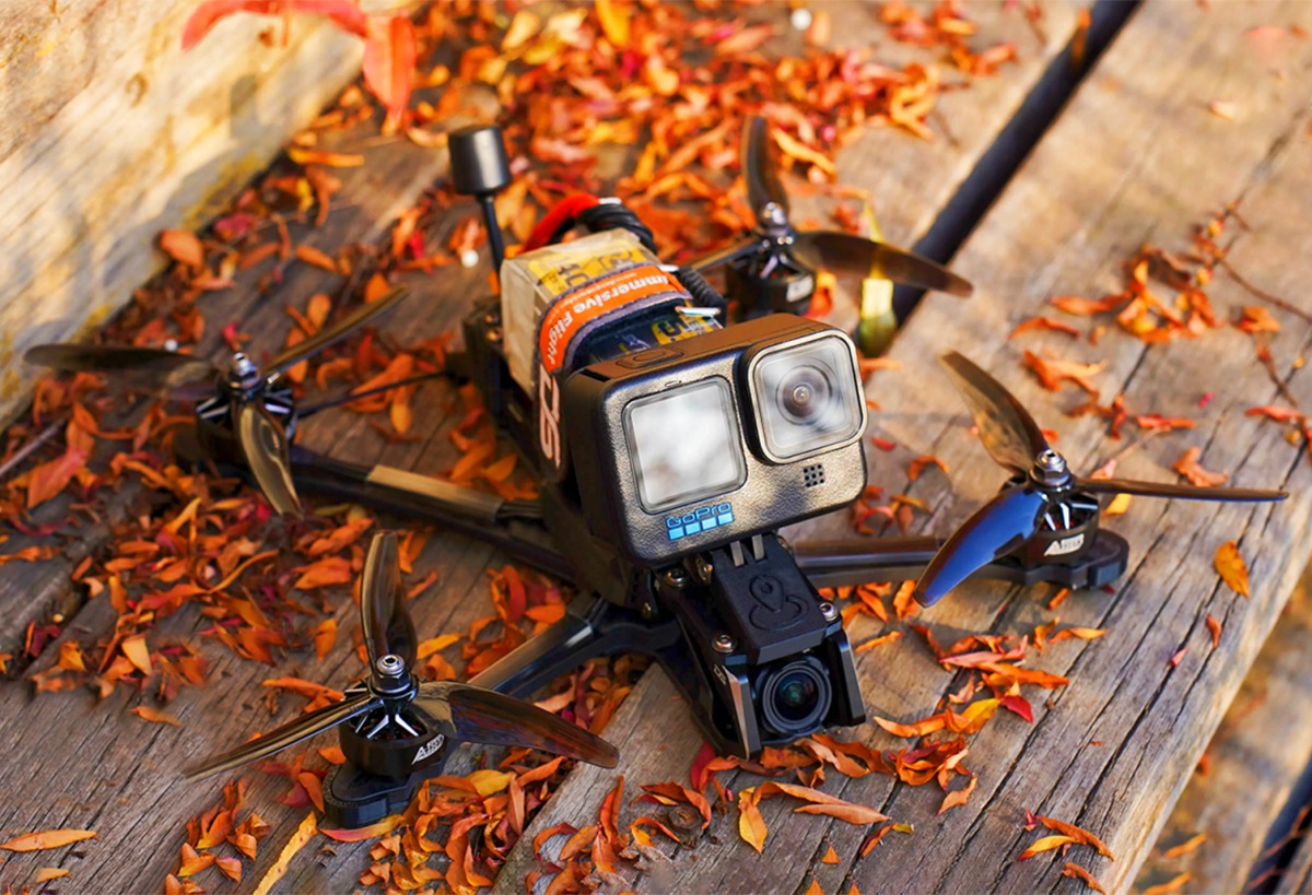 DeepSpace Seeker5, un drone FPV freestyle à prix léger