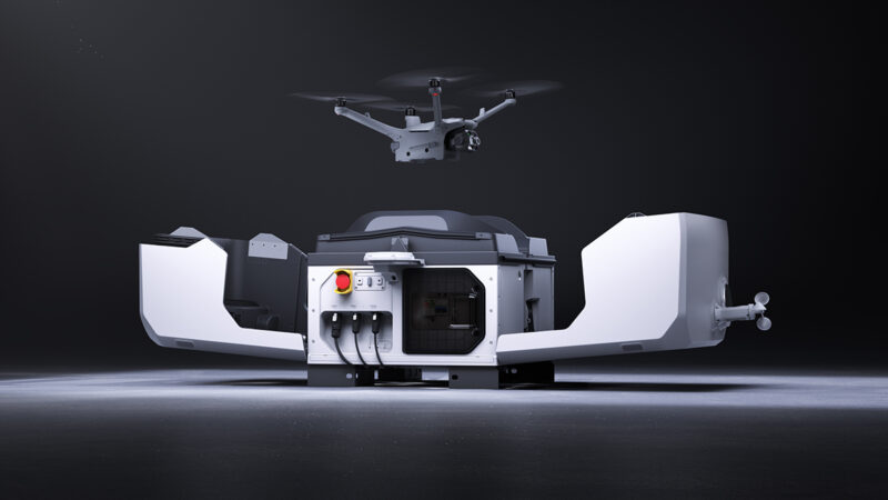 DJI Enterprise propose le DJI Dock 3, avec les Matrice 4D et Matrice 4TD, pour des vols automatiques