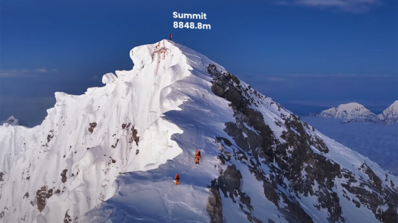 Les 1000 dernières mètres pour atteindre l’Everest, filmés avec un DJI  Mavic 4 Pro