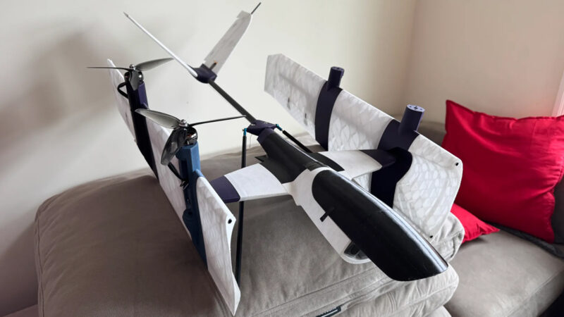 Projet AeroFold V2 : un VTOL à ailes repliables en vol, à imprimer soi-même