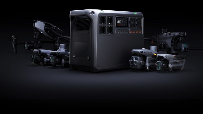 DJI présente la Power 2000, une station de charge haute capacité