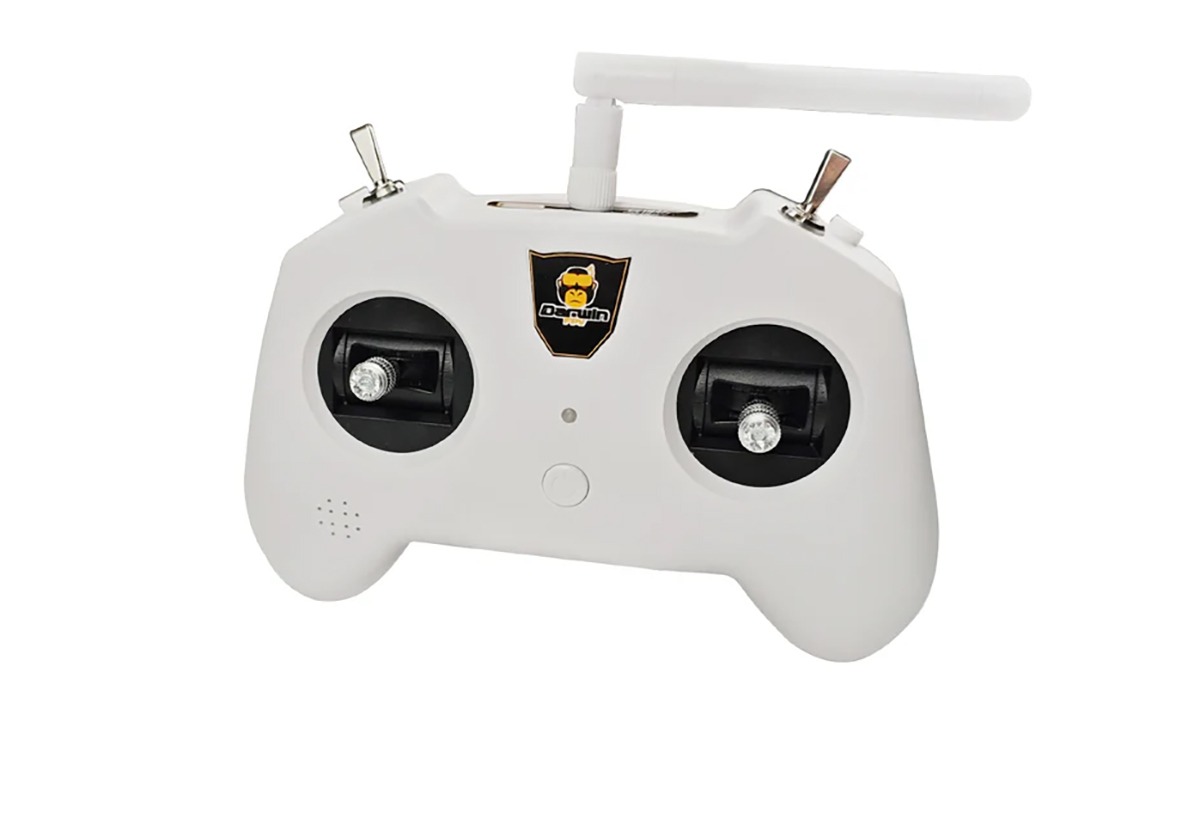 DarwinFPV propose la TX8 ELRS, une radiocommande ExpressLRS 2,4 GHz à petit prix