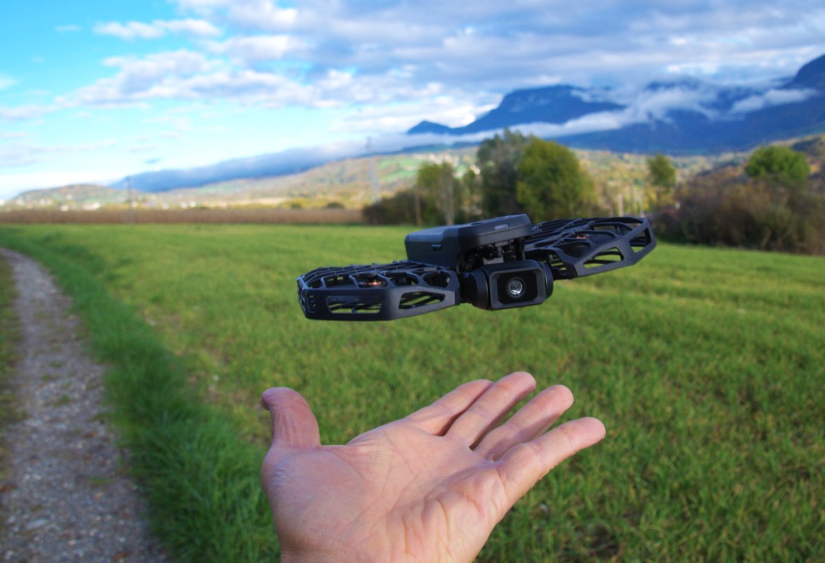 HoverAir X1 Pro et X1 Pro Max : les nouvelles fonctions Spiral, CoPilot, 360° Spin Out, Dolly Zoom, Smart Ascend, Stats Dashboad