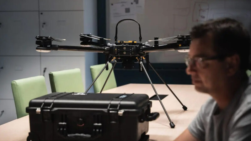 Jobs : Hexadrone recherche un acheteur industriel, un formateur drone, un technicien monteur, un responsable des stocks