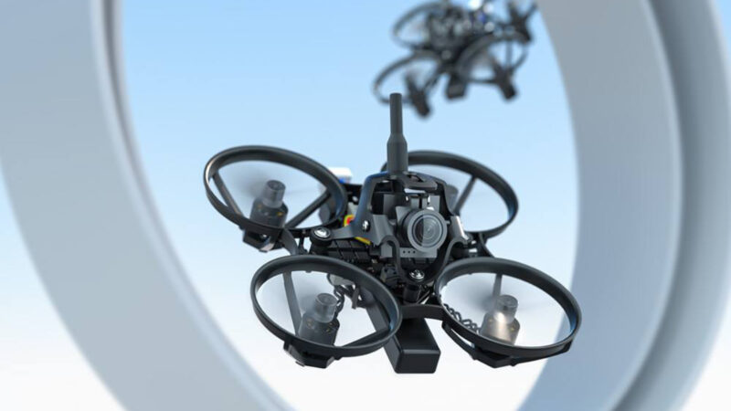 iFlight propose le Defender 12, un nano drone FPV 1S ultraléger en analogique