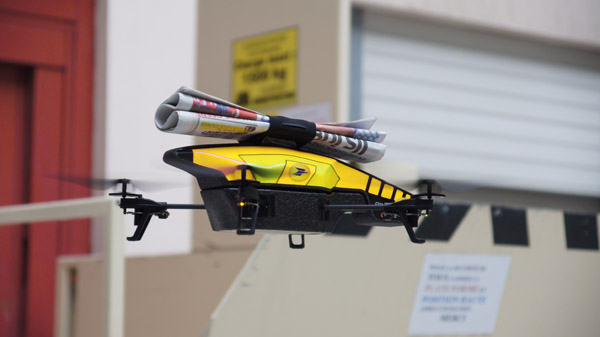 L&rsquo;AR.Drone (aero)postier !