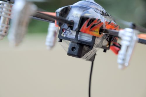 Immersion sur mini multicoptères épisode 5 : l’optimisation